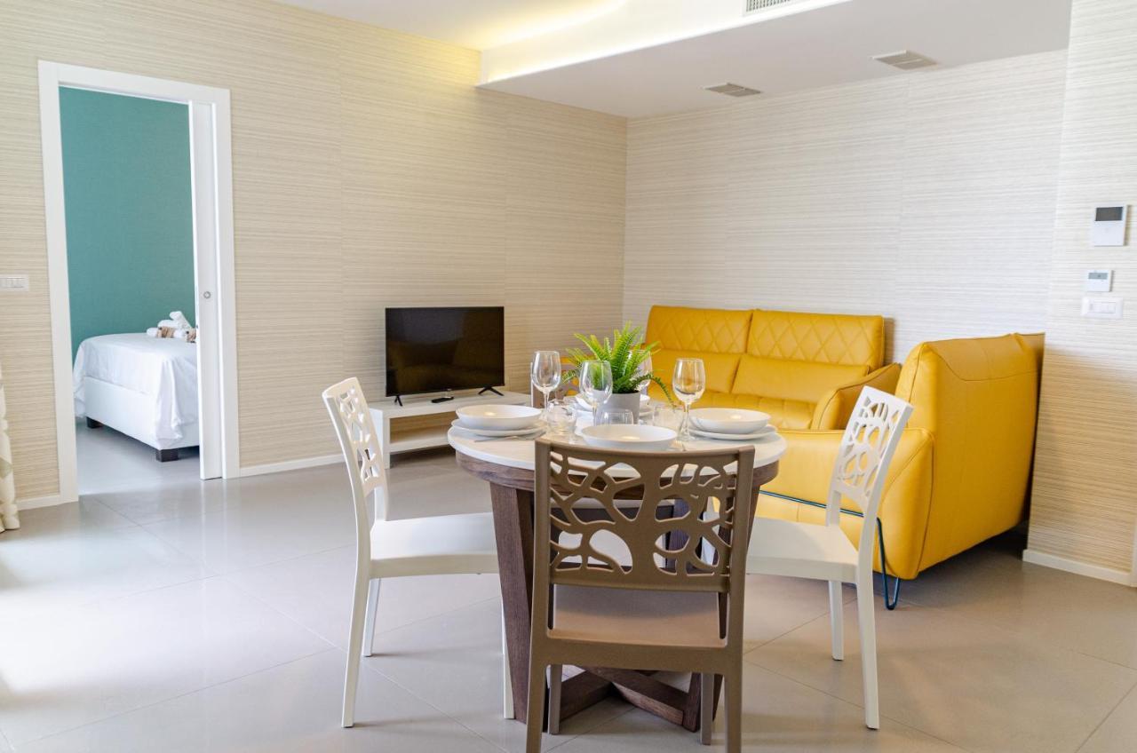 Apulialux Polignano High Class / Jacuzzi + Parking Apartment โปลีญาโนอามาเร ภายนอก รูปภาพ