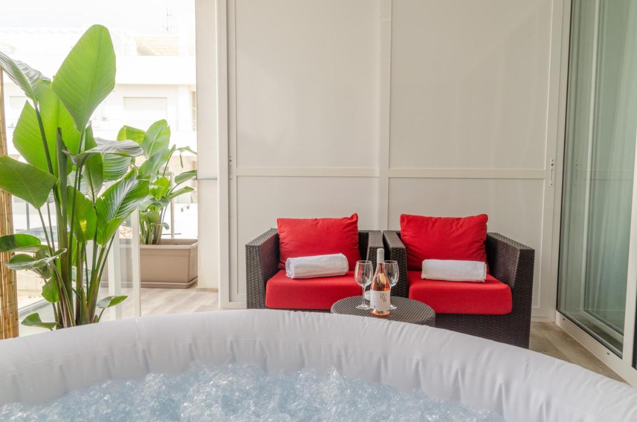 Apulialux Polignano High Class / Jacuzzi + Parking Apartment โปลีญาโนอามาเร ภายนอก รูปภาพ