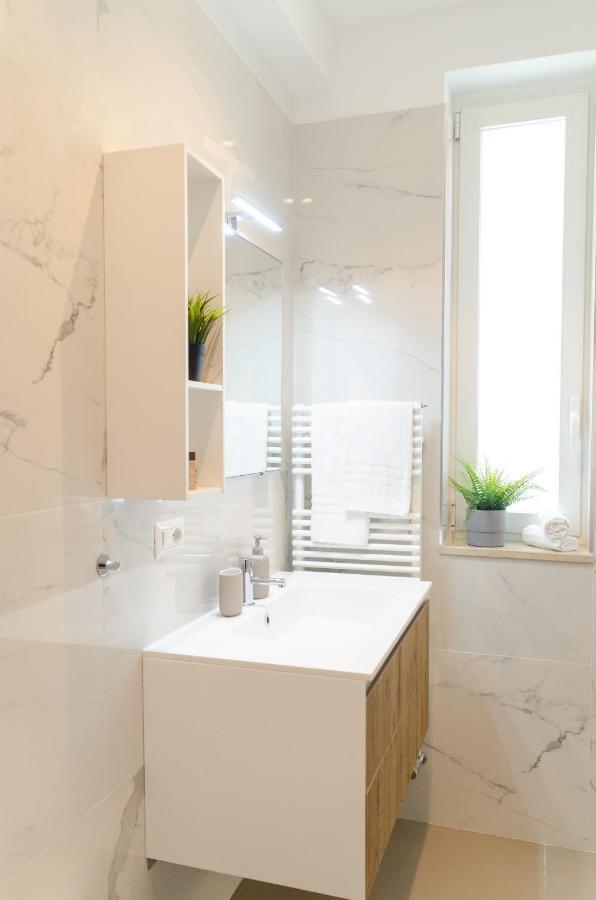 Apulialux Polignano High Class / Jacuzzi + Parking Apartment โปลีญาโนอามาเร ภายนอก รูปภาพ