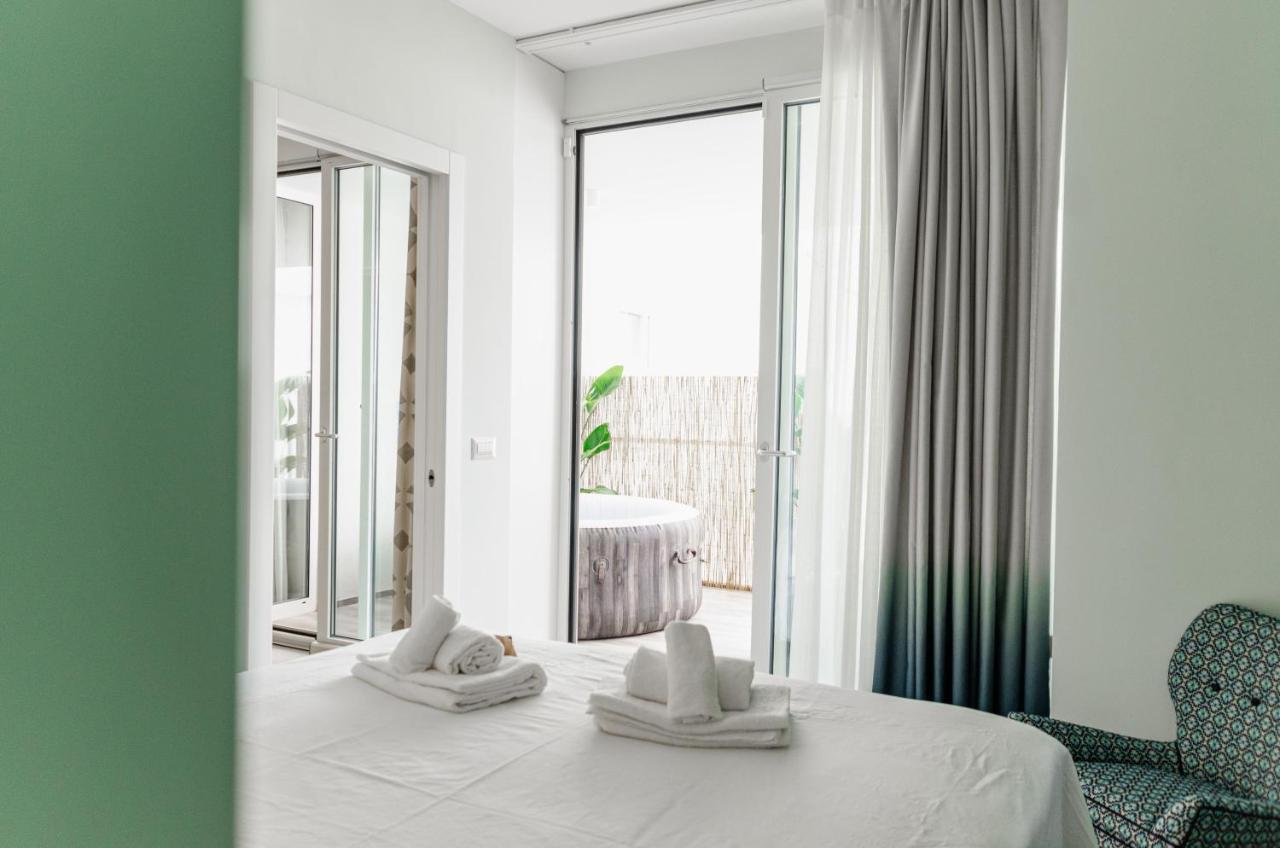 Apulialux Polignano High Class / Jacuzzi + Parking Apartment โปลีญาโนอามาเร ภายนอก รูปภาพ